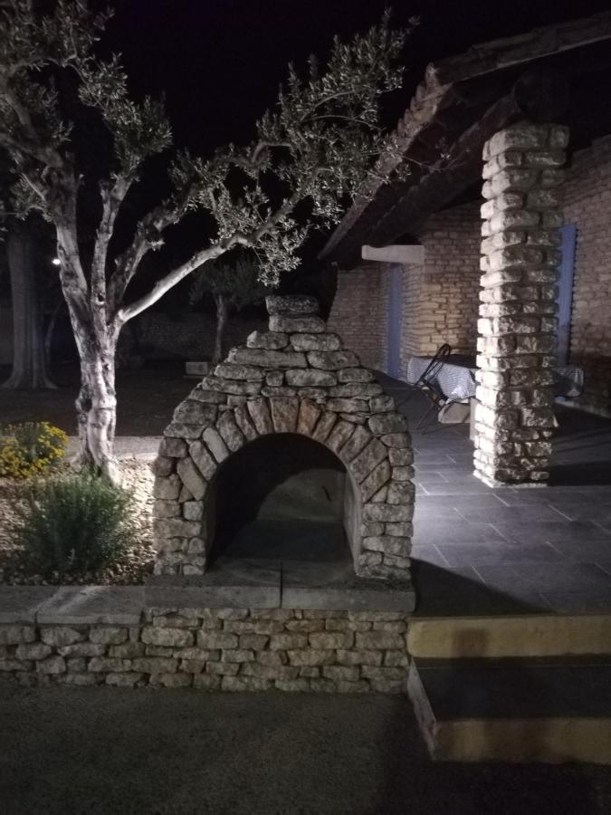 Maison Provencale Spa Sauna Piscine Molleges المظهر الخارجي الصورة
