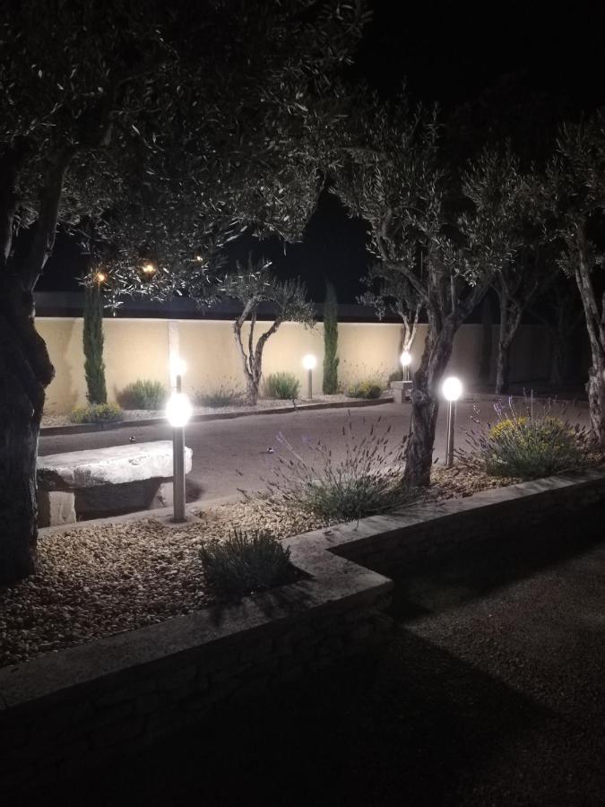 Maison Provencale Spa Sauna Piscine Molleges المظهر الخارجي الصورة