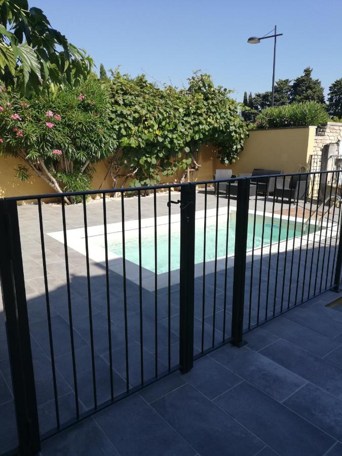 Maison Provencale Spa Sauna Piscine Molleges المظهر الخارجي الصورة