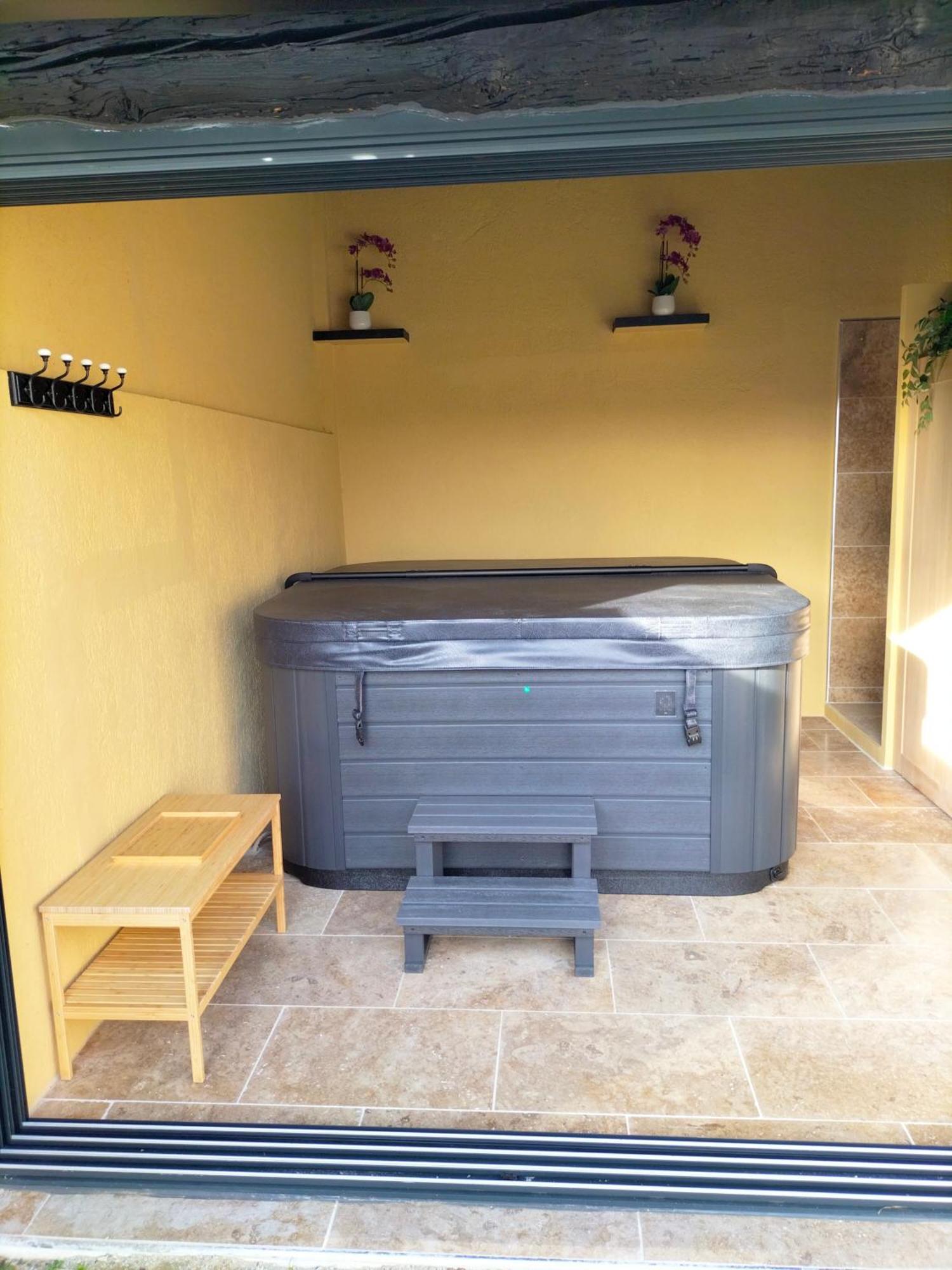 Maison Provencale Spa Sauna Piscine Molleges المظهر الخارجي الصورة